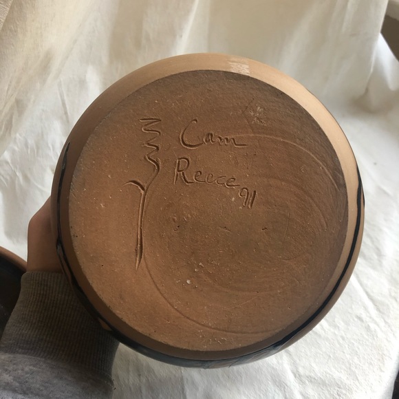 7.5” Handmade Pottery Container - Picture 5 of 6